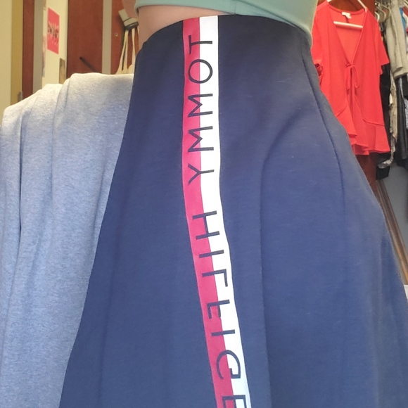 Tommy Hilfiger A-Line Skirt Medium Rear Zip Navy Blue - Picture 3 of 5